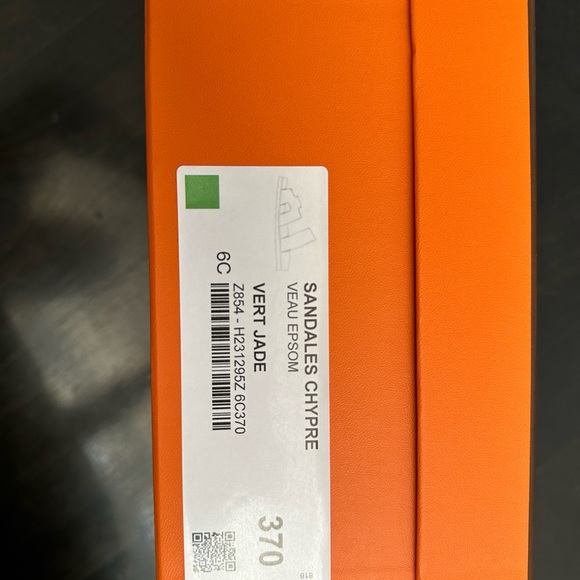 Hermes Chypre Sandal in Vert Jade size 37 - Picture 6 of 11